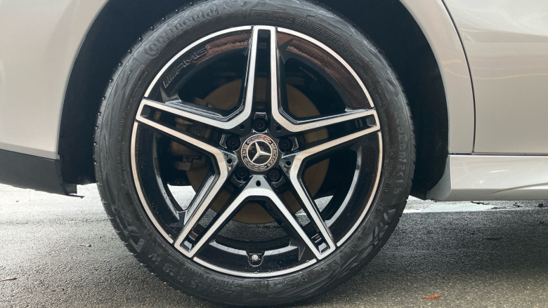 Mercedes-Benz CLA 250e AMG Line Premium 4dr Tip Auto Saloon